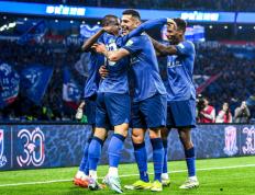 亚运会抢七大战爆出冷门！尤文图斯横扫上海申花，争冠形势突变(中国男篮决战尤文图斯最新消息)