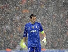 巴特勒意外战胜SKT，表现优异引爆全场！气势如虹延续