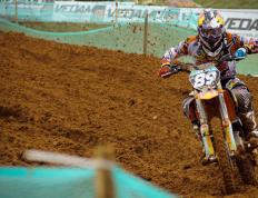 哈登连续七场比赛得分超过出色发挥，FPX不断突破！气势如虹延续